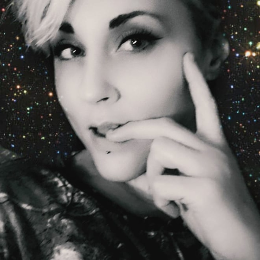 Meet your Posher, Mandy